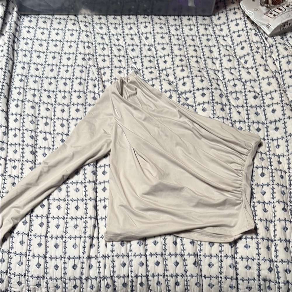 H&M Elegant Cream One Sleeve Top